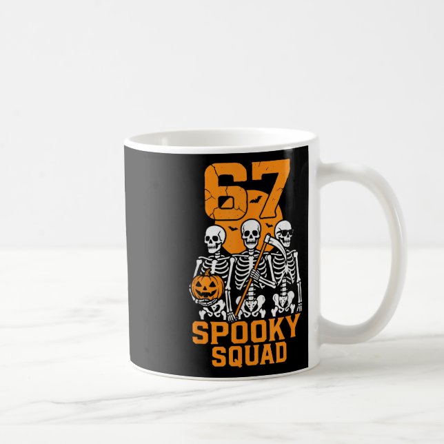 Caneca De Café 67 Meme de Halloween 6 7 Números Seis Sete Criança (Direita)