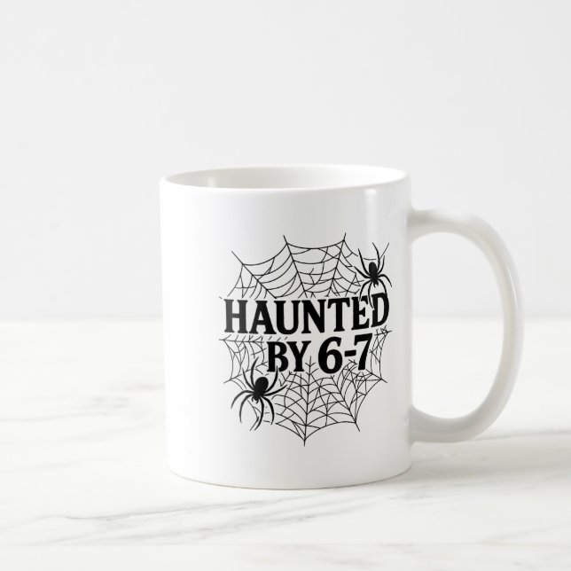 Caneca De Café 67 Meme Halloween Haunted Spider - Six Seven Gen A (Direita)