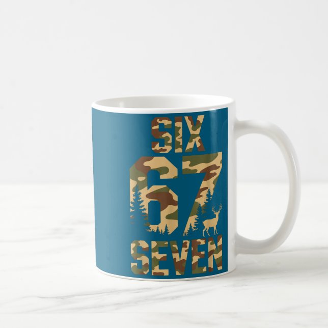 Caneca De Café 67 Six Seven Camo Deer Buck Meme Funny Hunting Out (Direita)