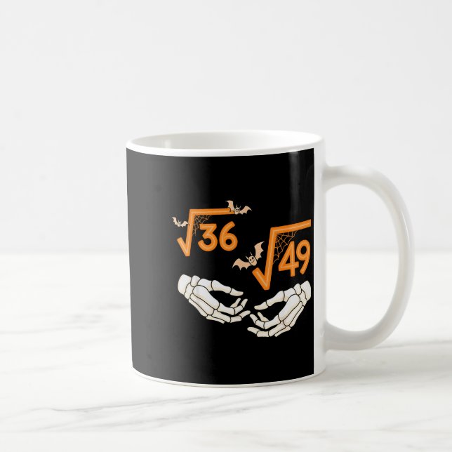 Caneca De Café 6 7 Halloween Math Square Root 67 Meme Gen Alpha S (Direita)