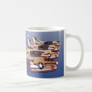 CANECA DE CAFÉ A-7E CORSAIR II