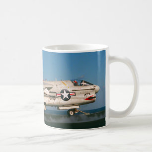 CANECA DE CAFÉ A-7E CORSAIR II