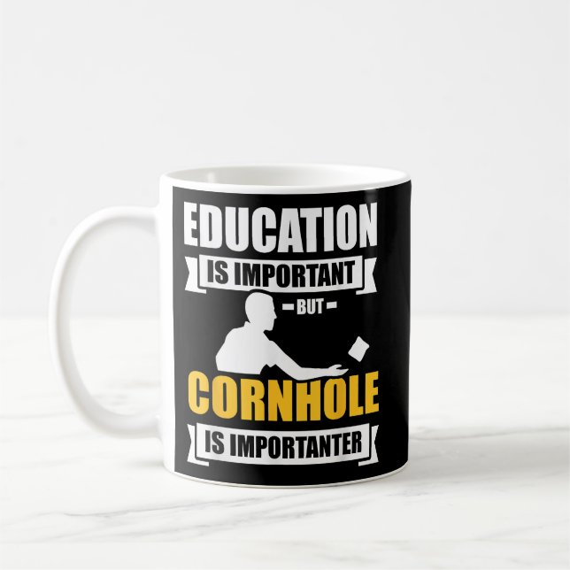 Caneca De Café A educação é importante, mas o buraco é importante (Esquerda)