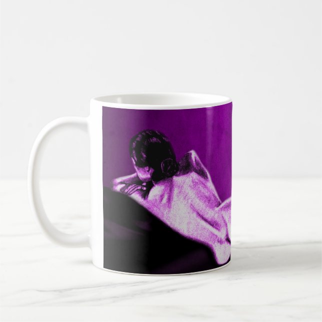 Caneca De Café A Forma Feminina (Esquerda)