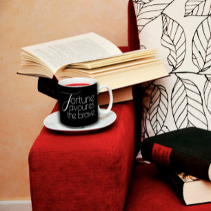 Caneca De Café A fortuna afirmativa favorece o corajoso negro