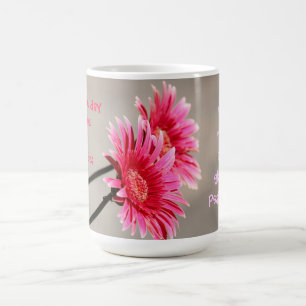 Caneca De Café A margarida floral, cor-de-rosa em cinzas cita do
