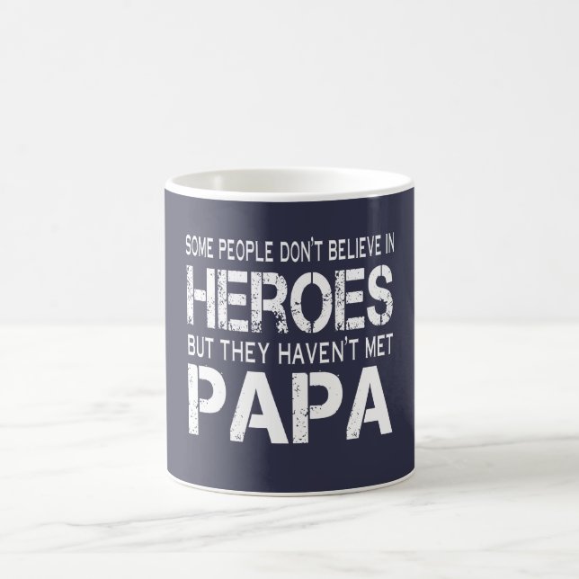 CANECA DE CAFÉ A PAPÁ É MEU HERÓI (Centro)