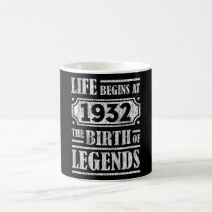 Caneca De Café A Vida Começa Em 1932 O Nascimento Da Legenda 89º