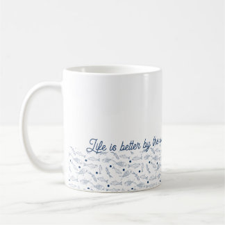 Caneca De Café A Vida é Melhor à Beira-Mar Padrão de Peixes Coste