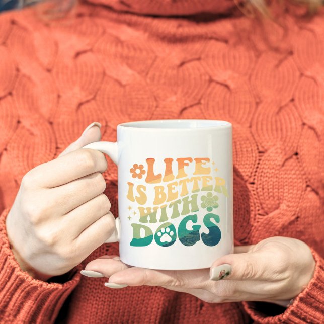 Caneca De Café A Vida É Melhor Com Cães Foto Retroativa De Groovy (Criador carregado)