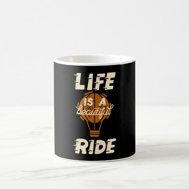 Caneca De Café A Vida É Uma Viagem Bonita (Criador carregado)