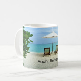 Caneca De Café Aaah.aposentadoria, reaxando na praia