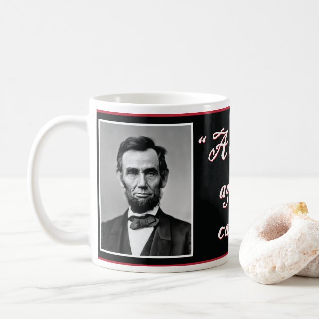 Caneca De Café Abe Lincoln Uma Casa Dividida Contra Si (Com Donut)