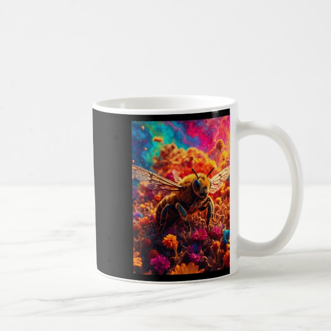 Caneca De Café Abelha E Vinheta De Jardim Surreal (Direita)