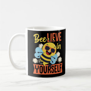 Caneca De Café Abelhas Em Si Próprias Abelhas Abelhas
