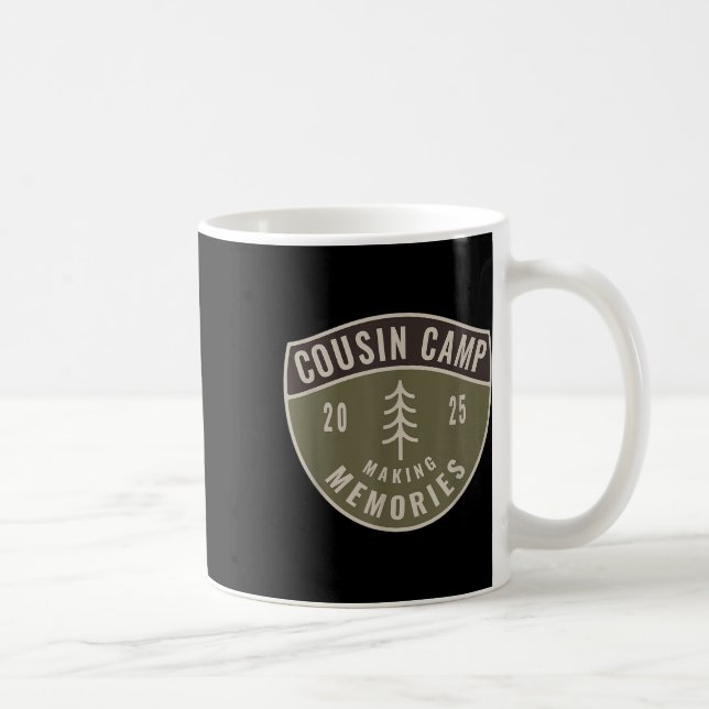 Caneca De Café Acampamento de Primos 2025 Criando Memórias Divers (Direita)
