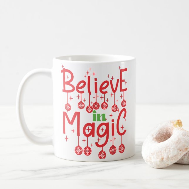 Caneca De Café Acredite na citação mágica do Natal (Com Donut)