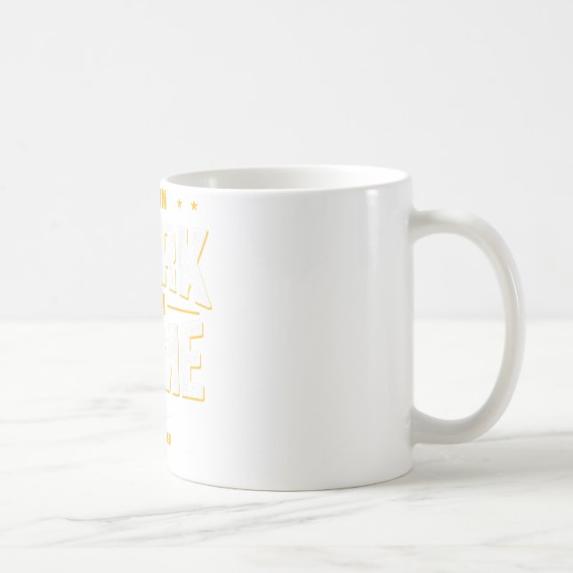 Caneca De Café Adam Frazier Ele Pode Trabalhar De Casa Mug (Direita)