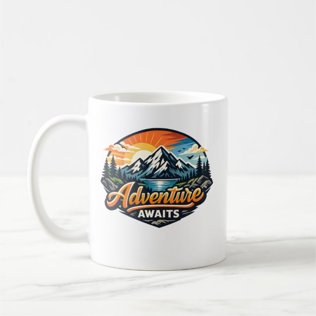 Caneca De Café Adventure Awaits – Mountain Landscape Outdoor  (Esquerda)