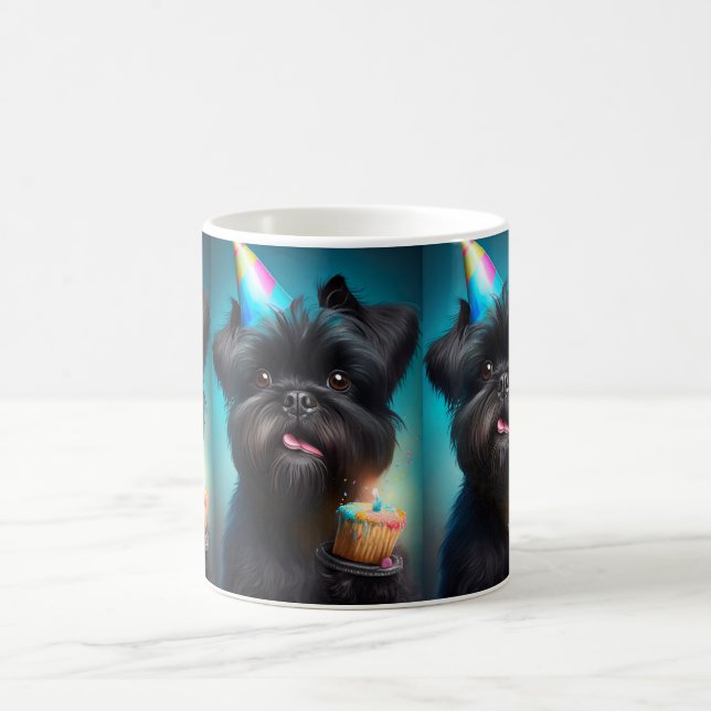 Caneca De Café Affenpinscher comemorando o bolo de Balões de Aniv (Centro)