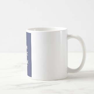 Caneca De Café Agora pânico e arrepiante para fora