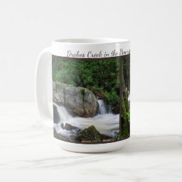 Caneca De Café Água Tumulante Em Drakes Creek