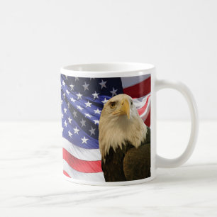 Caneca De Café Águia Bald Americana e Bandeira