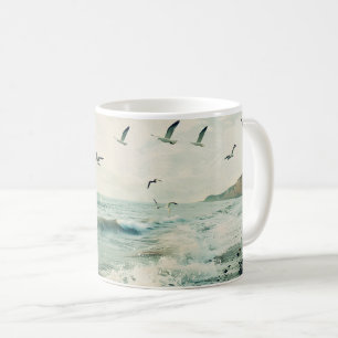 Caneca De Café Agulhas Em Voo Sobre O Oceano