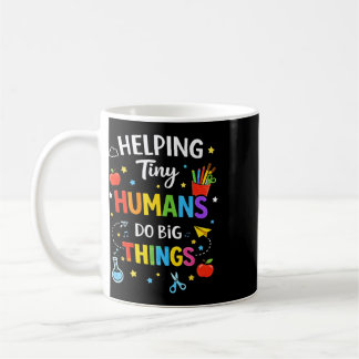 Caneca De Café Ajudando Humanos Pequenos a Fazer Grandes Coisas P