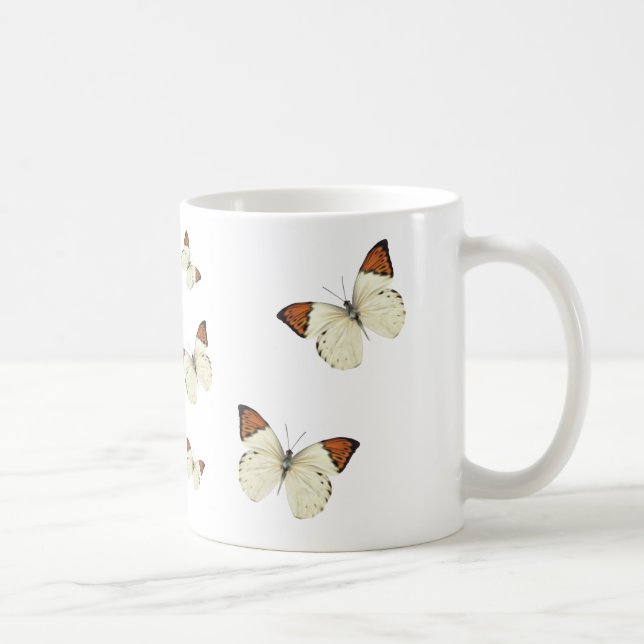 Caneca de café alaranjada das borboletas da ponta (Direita)