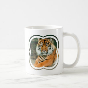 Caneca de café alaranjada do tigre