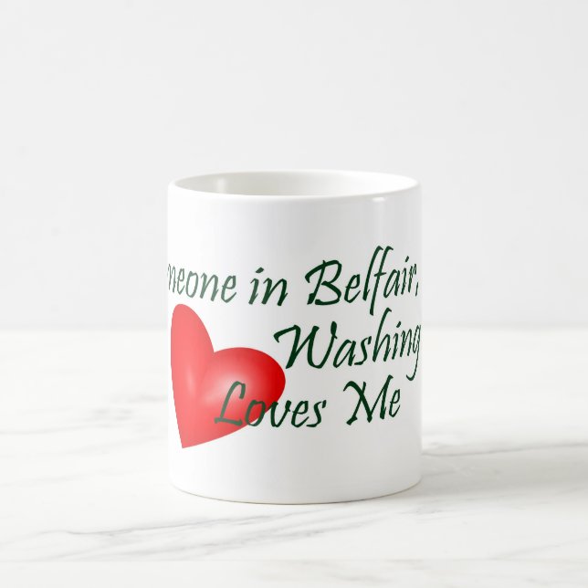Caneca De Café Alguém em Belfair ama-me (Centro)
