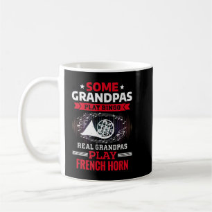 Caneca De Café Alguns Avós Jogam Bingo Real Vovô Jogam Francês