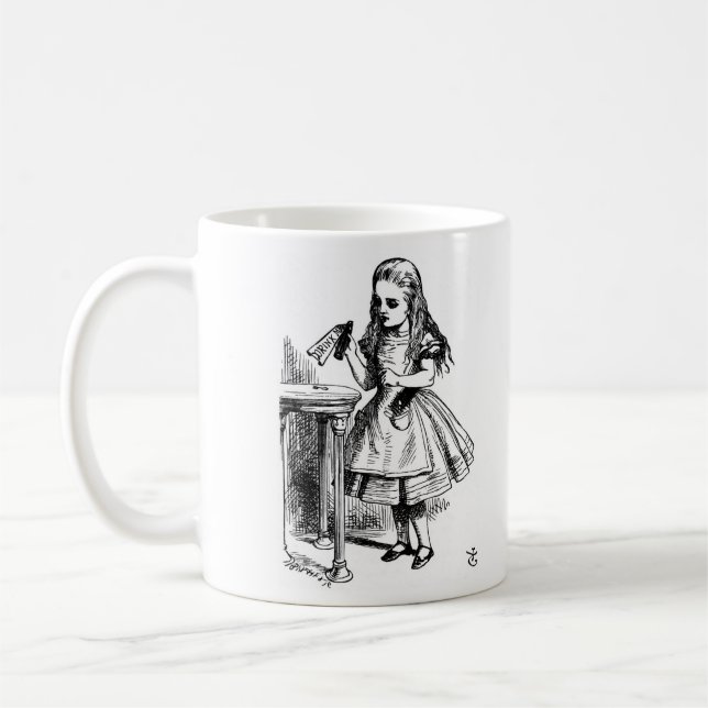 Caneca De Café Alice e o coelho (Esquerda)