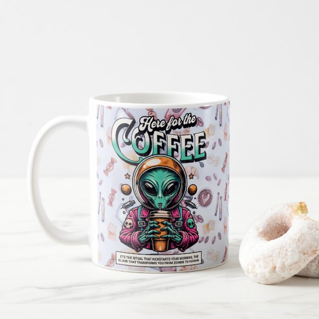 Caneca De Café Alienígena aqui pelo café (Com Donut)