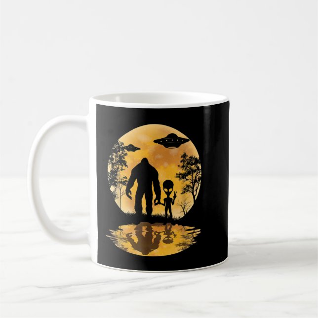 Caneca De Café Alienígena Bigfoot Moon Sasquatch OVNI Extraterres (Esquerda)