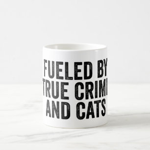 Caneca De Café Alimentado Por Crime Verdadeiro E Gatos