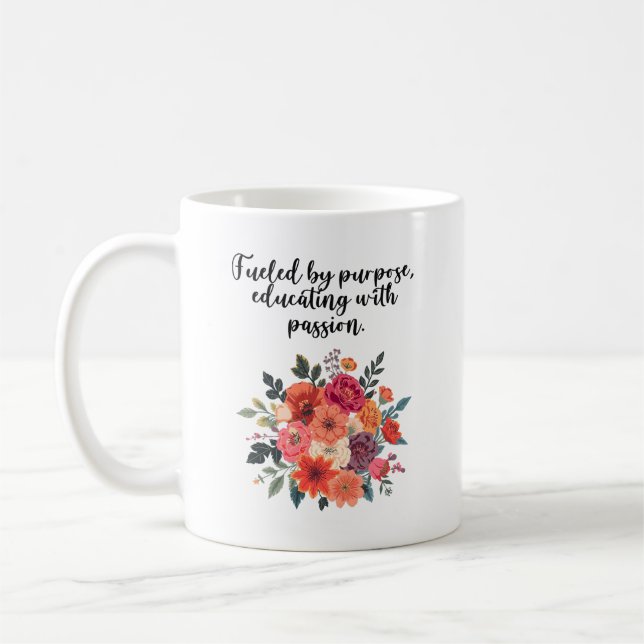 Caneca De Café Alimentado Por Propósito Educando Com Paixão (Esquerda)
