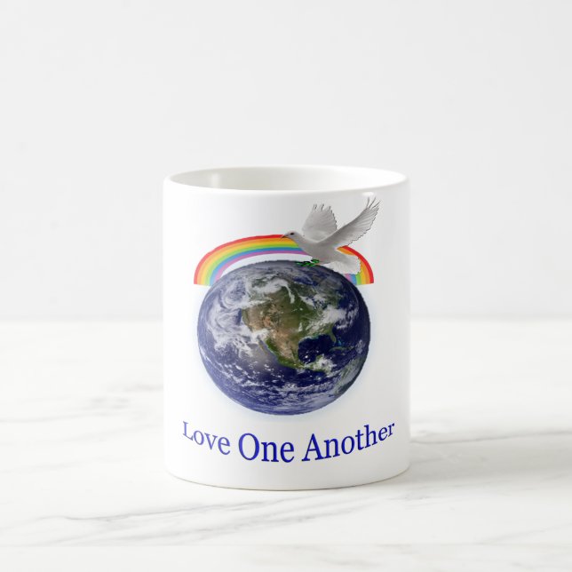Caneca De Café Amar um ao outro (Centro)