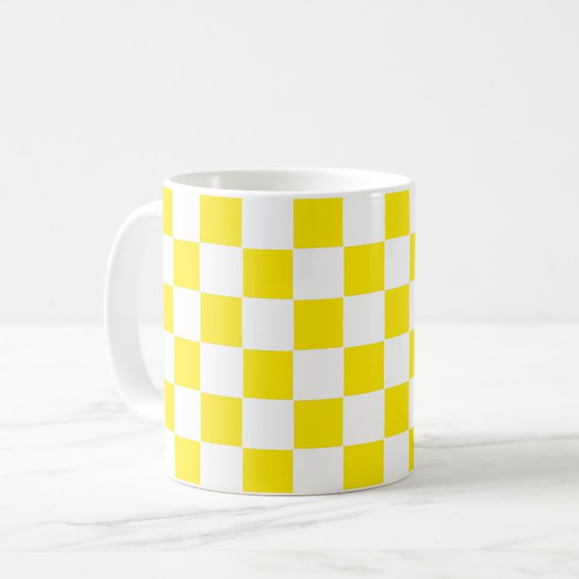 Caneca De Café Amarelo e branco verificados (Frente Esquerda)