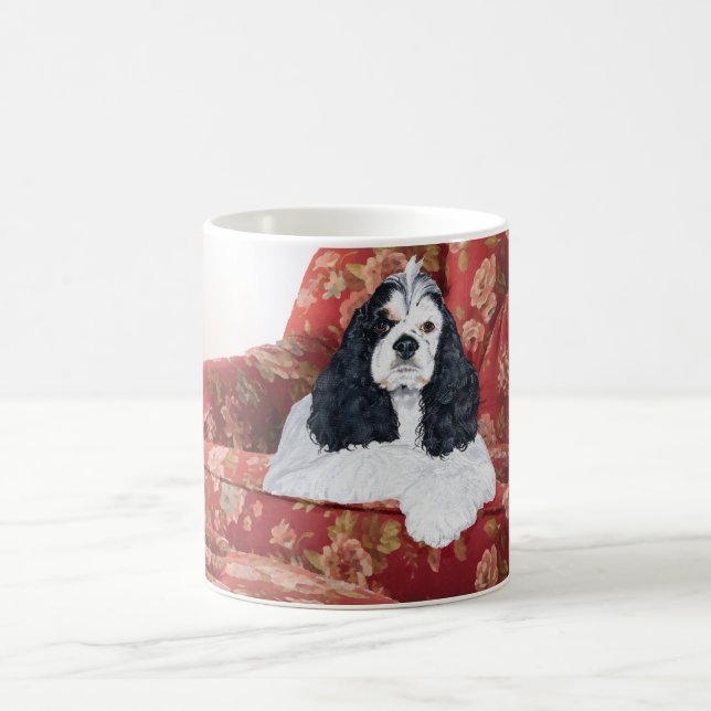 Caneca De Café American Cocker Spaniel na Cadeira Vermelha (Centro)