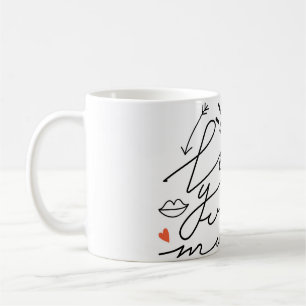 Caneca De Café Amor nos Olhos: Vintage Beleza Romântica.