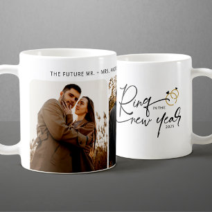 Caneca De Café Anel Mínimo no Natal do Noivado de Ano Novo