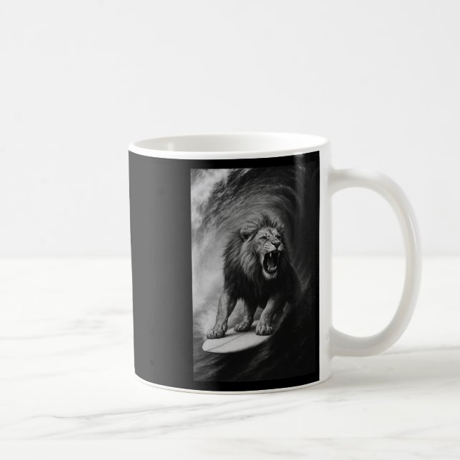 Caneca De Café Animação Divertida de Leão Surfando Selfie no Surf (Direita)