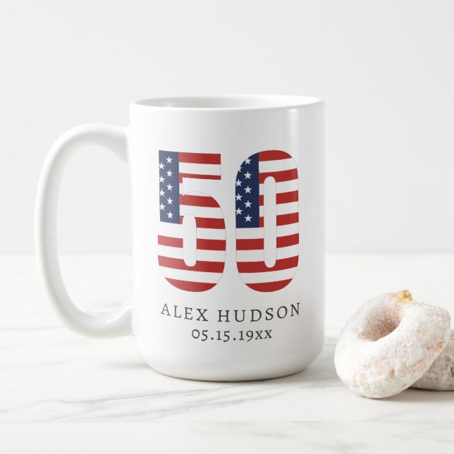 Caneca De Café Aniversário do Pai 50th do Monograma Personalizado (Com Donut)