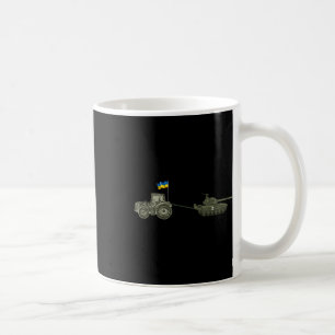 Caneca De Café Apoie Ucrânia Trator Puxando Um Russo
