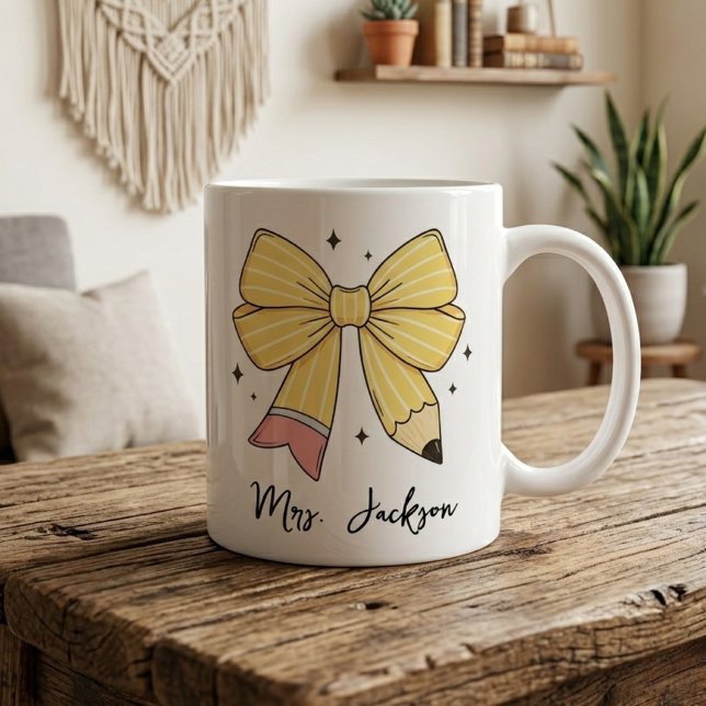 Caneca De Café Apreciação ao Professor | Arco de Lápis Personaliz (Kindergarten Teacher Coffee Cup | Retro Teacher Aesthetic Pencil Bow Mug | Back To School Gift)