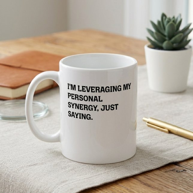 Caneca De Café Aproveitando a Sinergia Pessoal com Frase Engraçad (Criador carregado)
