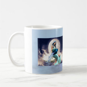 Caneca De Café Aquário - Mulher Despejando Água de Um Jug