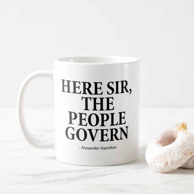 Caneca De Café Aqui senhor Pessoas Governo - A. Hamiltion (Com Donut)